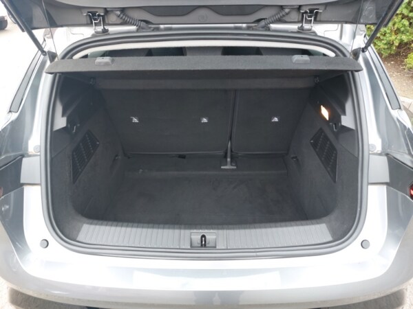 Used Renault Megane E Tech 2022 for sale - 76220850: Photo 8