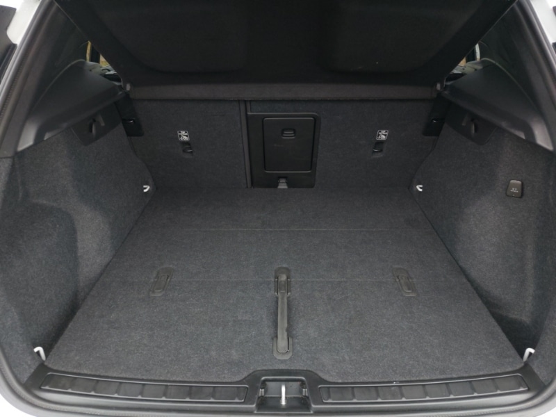 Used Volvo XC40 2024 for sale - 76392785: Photo 8