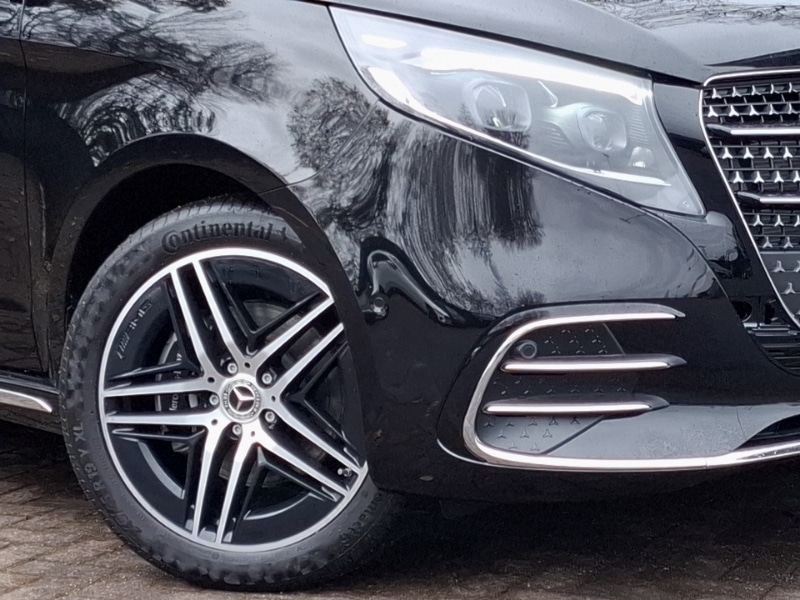 Used Mercedes-Benz V-Class 2025 for sale - 76970858: Photo 9