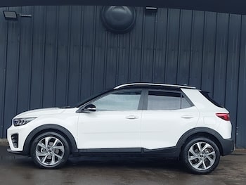 Used Kia Stonic 2023 for sale - 76451642: Photo