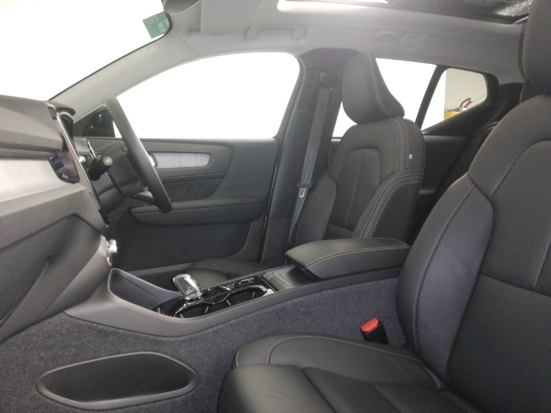 Used Volvo XC40 2024 for sale - 76532732: Photo 5