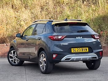 Used Kia Stonic 2023 for sale - 79746804: Photo