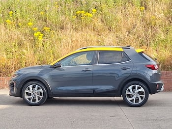 Used Kia Stonic 2023 for sale - 79746804: Photo