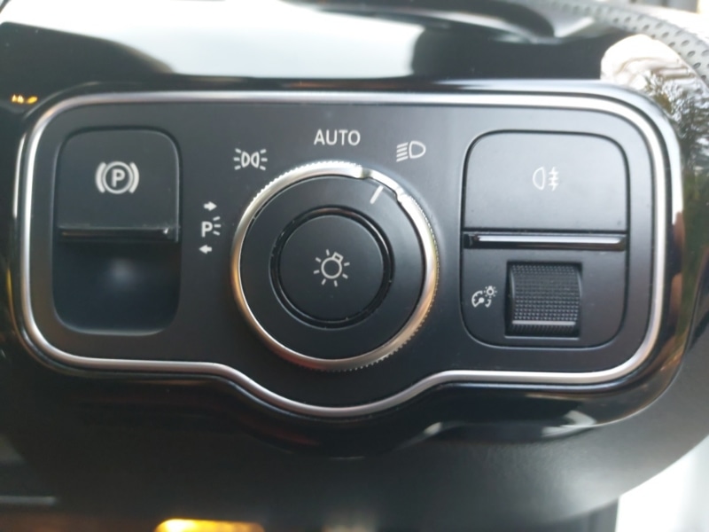 Used Mercedes-Benz CLA 2020 for sale - 76881234: Photo 12