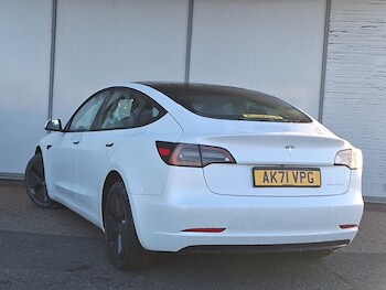 Used Tesla Model 3 2021 for sale - 77343495: Photo