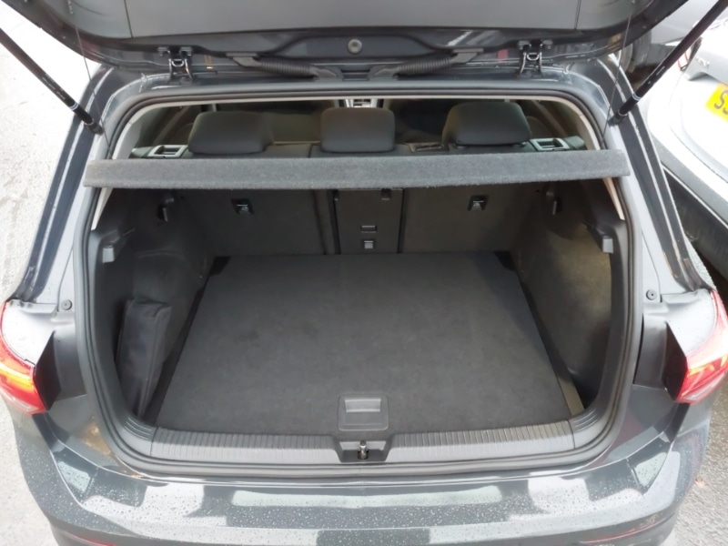 Used Volkswagen Golf 2022 for sale - 77624181: Photo 8