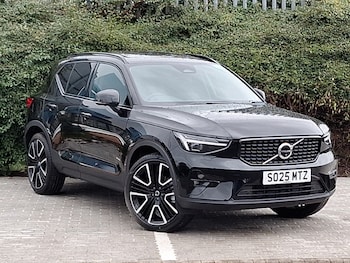 Volvo - XC40