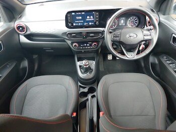 Used Hyundai i10 2023 for sale - 77767764: Photo