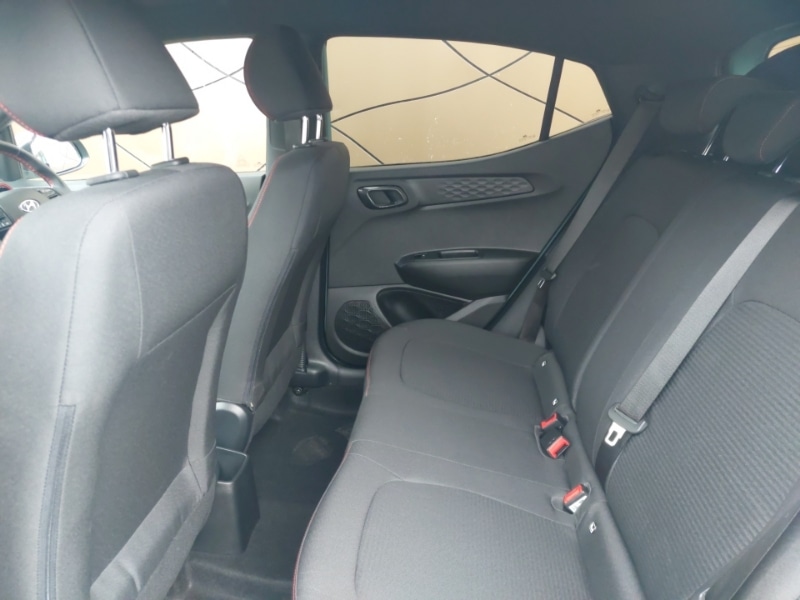 Used Hyundai i10 2023 for sale - 77767764: Photo 6