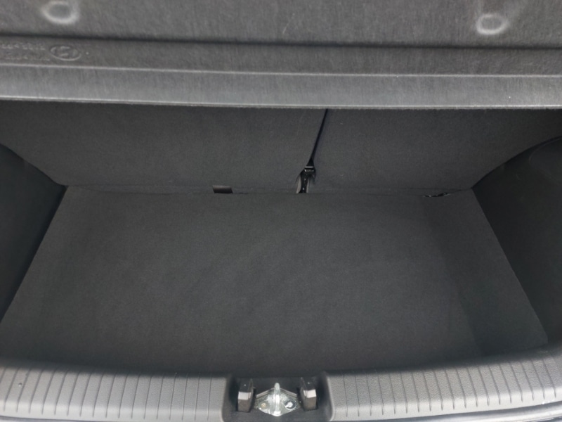 Used Hyundai i10 2023 for sale - 77767764: Photo 8