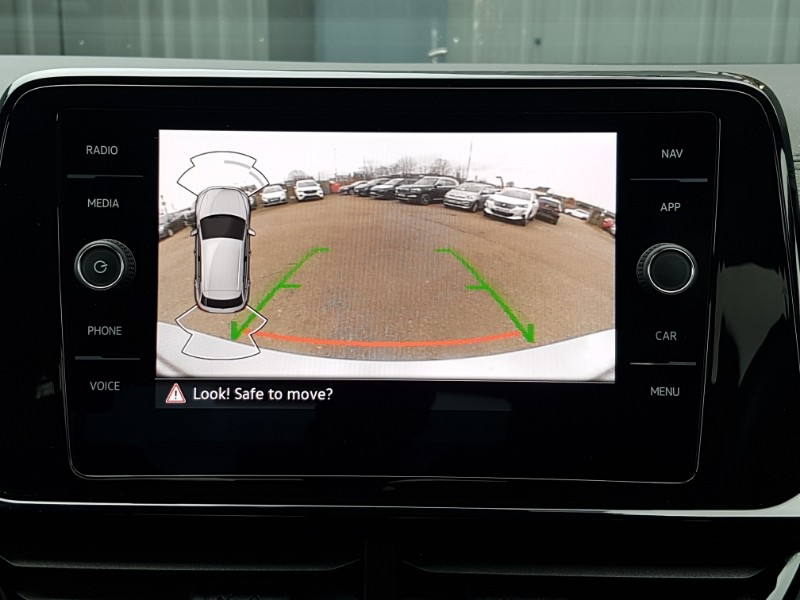 Used Volkswagen T-Roc 2023 for sale - 77885806: Photo 11