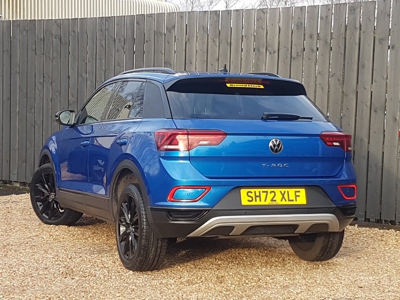 Used Volkswagen T-Roc 2023 for sale - 77652648: Photo 3