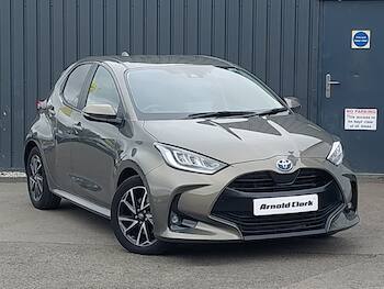 Used Toyota Yaris 2023 for sale - 79691026: Photo