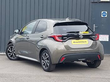 Used Toyota Yaris 2023 for sale - 79691026: Photo