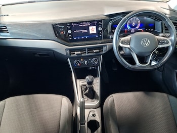 Used Volkswagen Polo 2024 for sale - 78476409: Photo