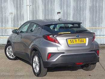 Used Toyota C-HR 2021 for sale - 78184034: Photo