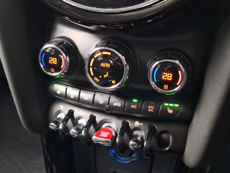 Used MINI Hatch 2021 for sale - 77130522: Photo 10