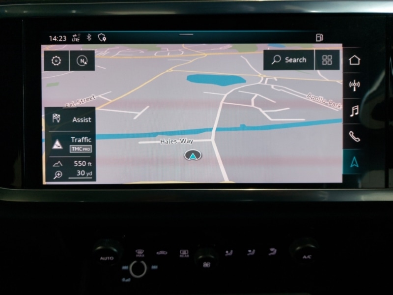 Used Audi Q3 2020 for sale - 76567576: Photo 12