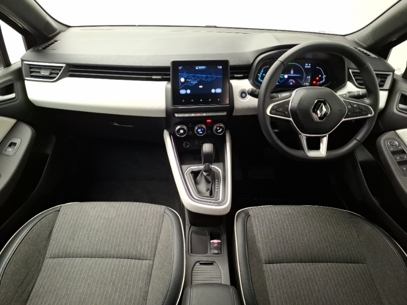 Used Renault Clio 2022 for sale - 77395560: Photo 2