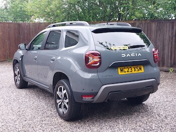 Used Dacia Duster 2023 for sale - 78877529: Photo