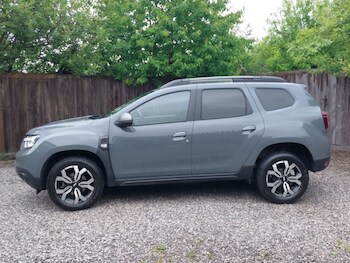 Used Dacia Duster 2023 for sale - 78877529: Photo