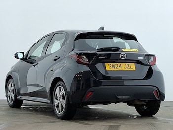 Used Mazda Mazda2 HYBRID 2024 for sale - 77752077: Photo