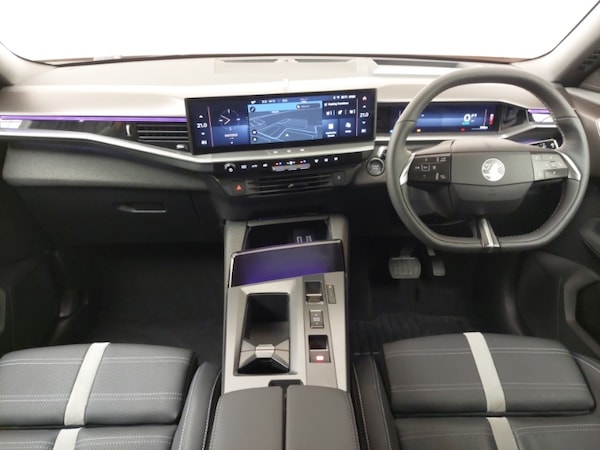 Used Vauxhall Grandland 2024 for sale - 76321126: Photo 2