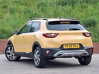 Used Kia Stonic 2024 for sale - 79685779: Photo