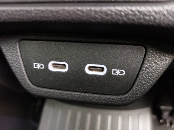 Used Volkswagen T-Roc 2022 for sale - 76129630: Photo 10