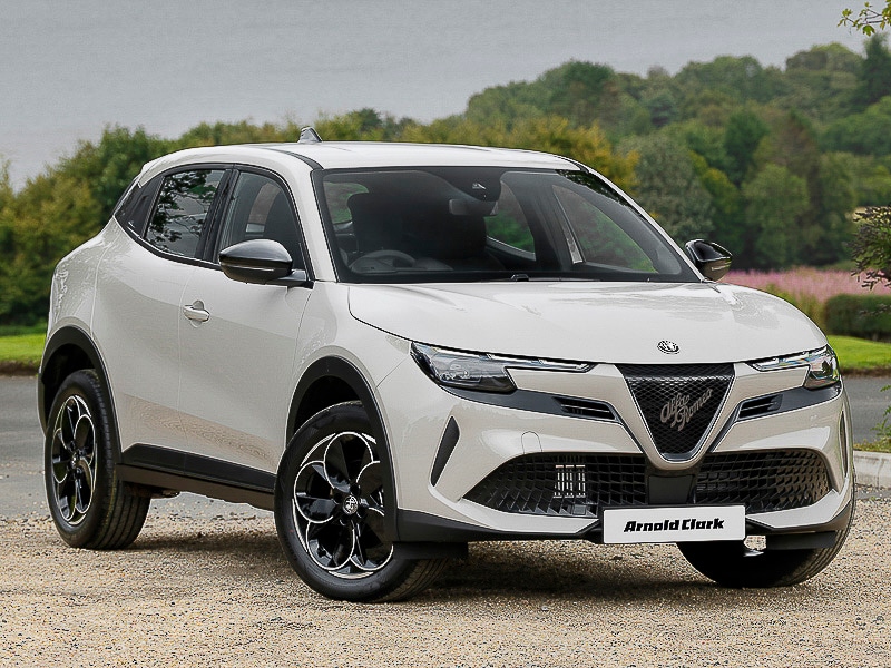 Used Alfa Romeo Junior 2025 for sale - 76704899: Photo 1