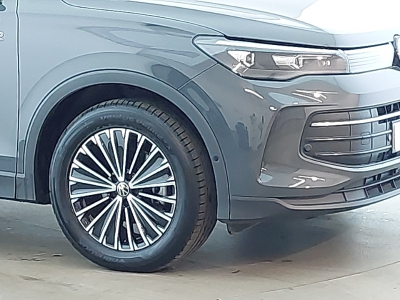 Used Volkswagen Tiguan 2024 for sale - 77948442: Photo 9