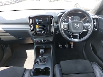 Used Volvo XC40 2021 for sale - 79223456: Photo
