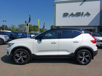 Used Volvo XC40 2021 for sale - 79223456: Photo