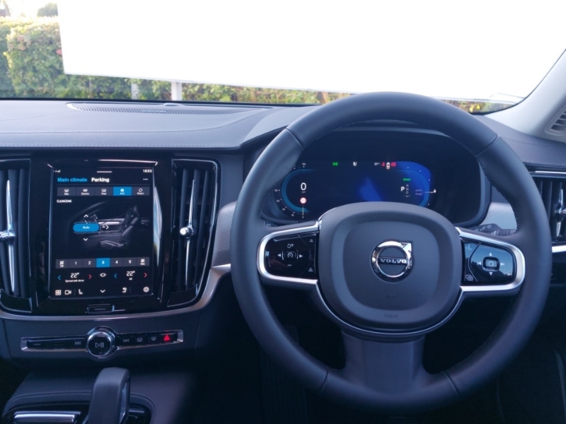 Used Volvo V90 2025 for sale - 76666477: Photo 2