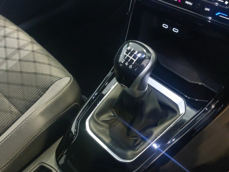 Used Volkswagen T-Roc 2023 for sale - 77924514: Photo 10