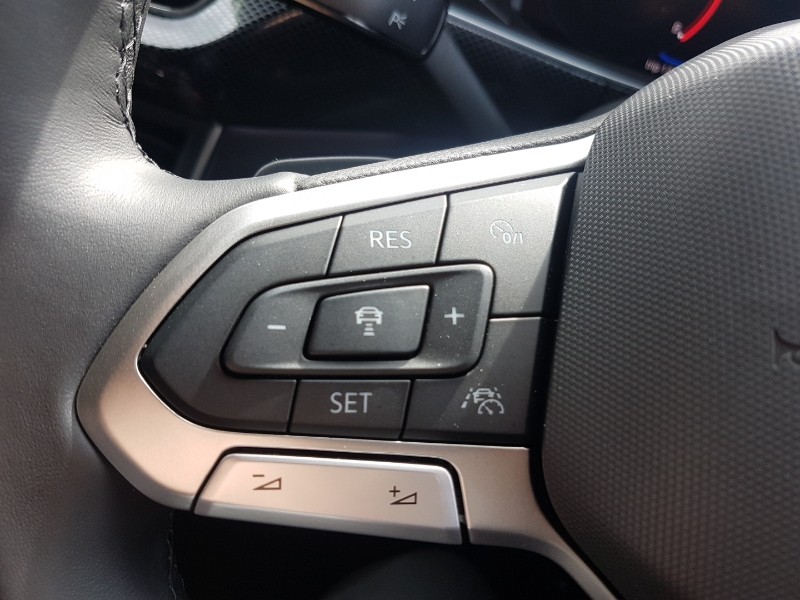 Used Volkswagen T-Cross 2024 for sale - 76506287: Photo 12