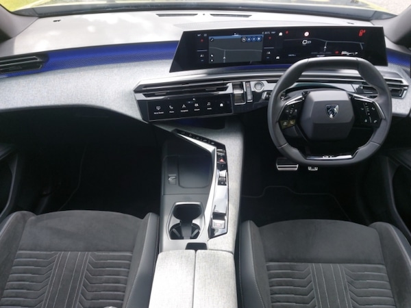 Used Peugeot 3008 2024 for sale - 76310264: Photo 2