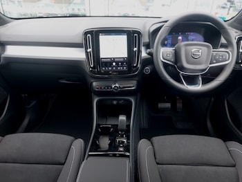 Used Volvo XC40 2026 for sale - 79069688: Photo