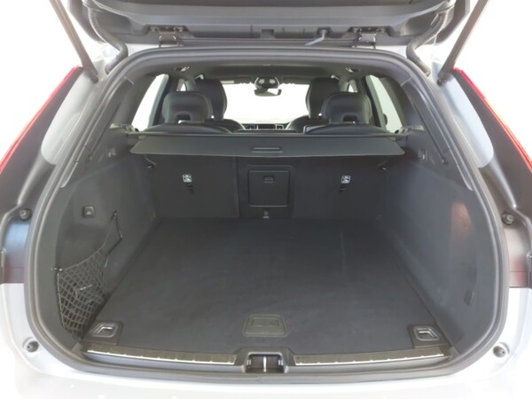 Used Volvo XC60 2024 for sale - 76265073: Photo 8