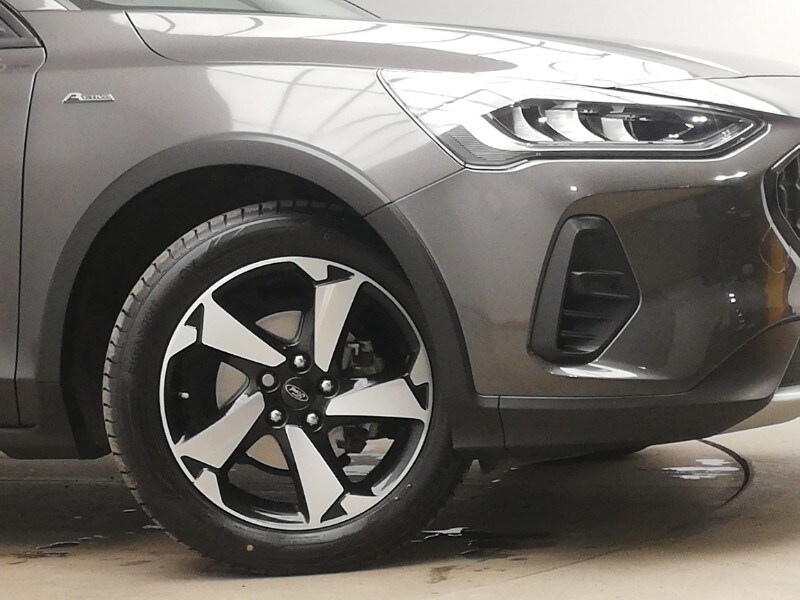 Used Ford Focus 2023 for sale - 77949705: Photo 9