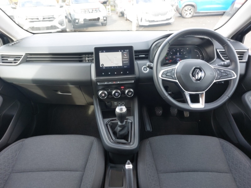 Used Renault Clio 2022 for sale - 76752225: Photo 2