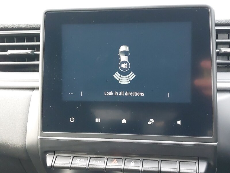 Used Renault Captur 2023 for sale - 77949557: Photo 10