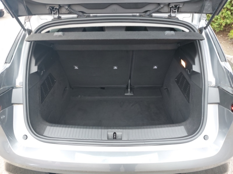 Used Renault Megane E Tech 2022 for sale - 77956155: Photo 8