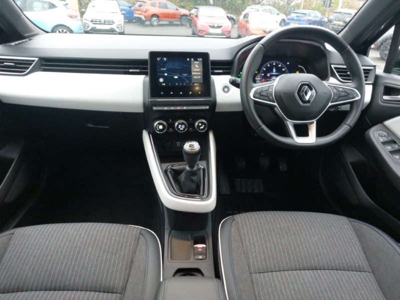 Used Renault Clio 2021 for sale - 77184170: Photo 2