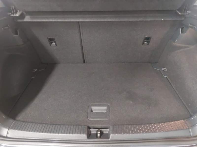 Used Volkswagen T-Cross 2023 for sale - 76714044: Photo 8