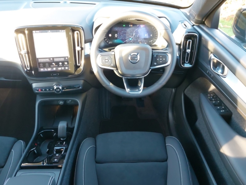 Used Volvo XC40 2025 for sale - 77630629: Photo 7