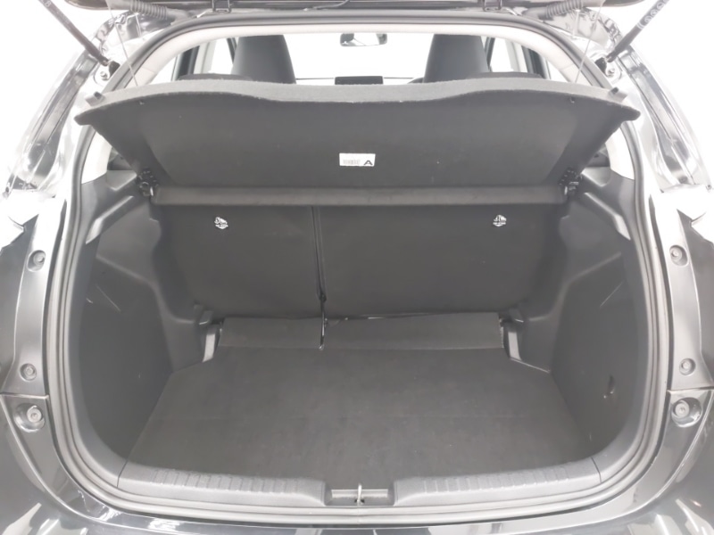 Used Mazda Mazda2 HYBRID 2024 for sale - 76492647: Photo 8