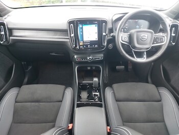 Used Volvo XC40 2023 for sale - 78284052: Photo