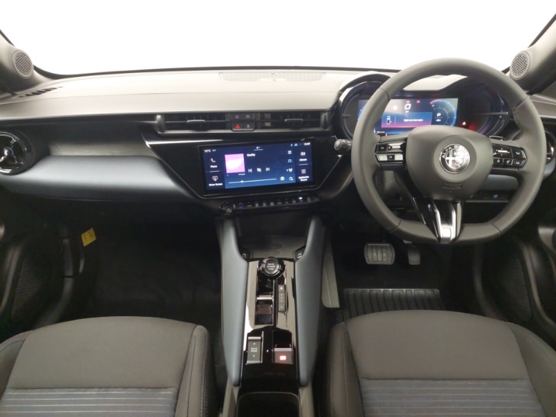 Used Alfa Romeo Junior 2025 for sale - 77793214: Photo 2