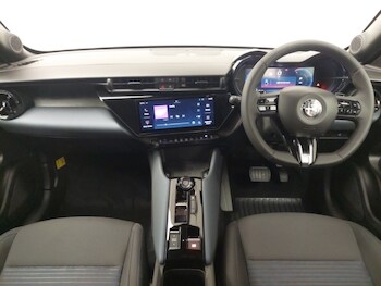 Used Alfa Romeo Junior 2025 for sale - 77793214: Photo